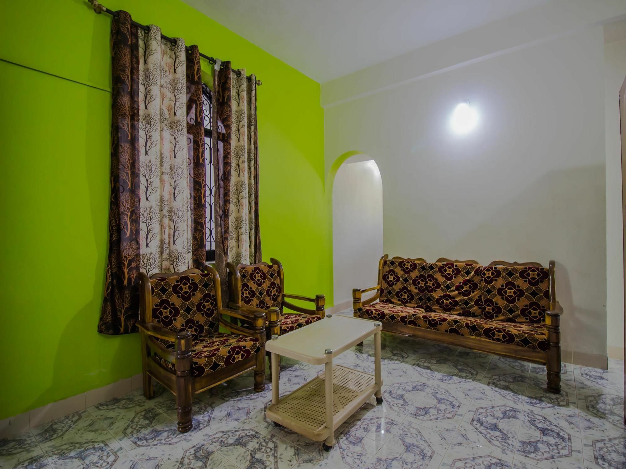 Oyo 14751 Home Magnificent 1Bhk Calangute Baga Exterior foto