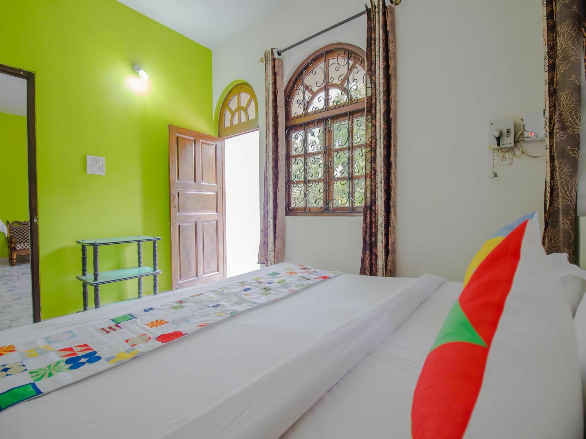 Oyo 14751 Home Magnificent 1Bhk Calangute Baga Exterior foto