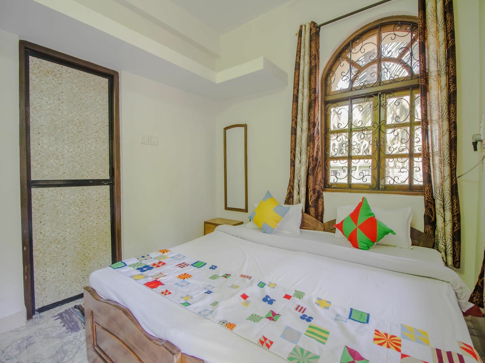 Oyo 14751 Home Magnificent 1Bhk Calangute Baga Exterior foto